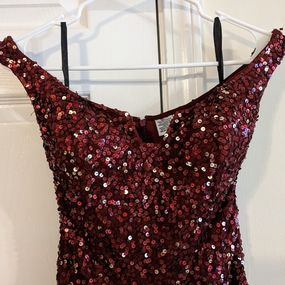 Prom Dress - Picture 2 of 4